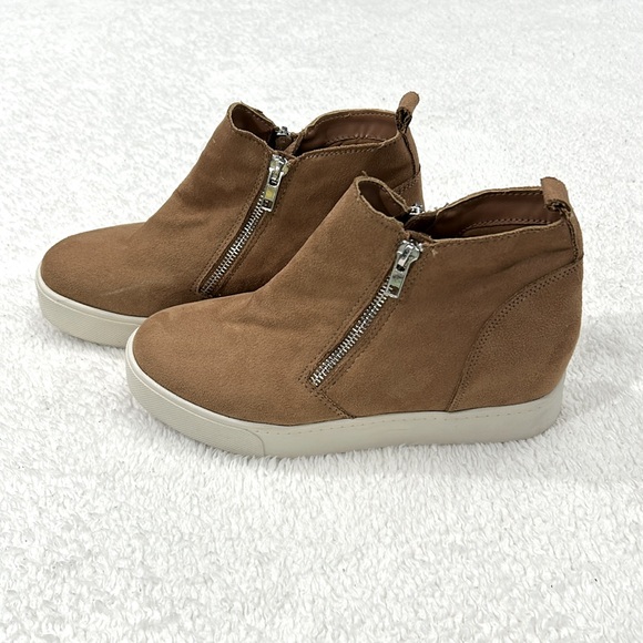 SODA Wedge Brown Suede Women’s Sneakers Size 7.5 - Picture 3 of 8